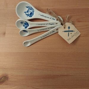 Eat,share,love by pavilion 2014